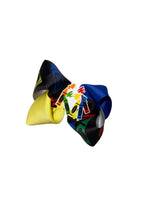 Load image into Gallery viewer, Back to school hair bow / crayons
