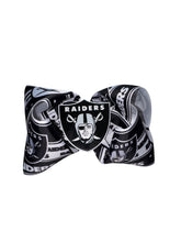 Load image into Gallery viewer, Raiders Hair bow / moños