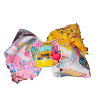 Cargar imagen en el visor de la galería, Back to school hair bow / moño