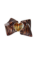 Cargar imagen en el visor de la galería, Tiger print hair bow / zebra/moño