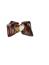 Cargar imagen en el visor de la galería, Tiger print hair bow / zebra/moño