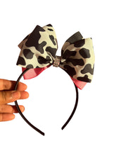 Load image into Gallery viewer, Cow print headband bow / Diadema