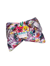 Cargar imagen en el visor de la galería, Baby shark hair bow