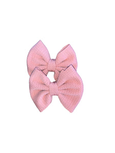 piggy tails bows/ chongitos