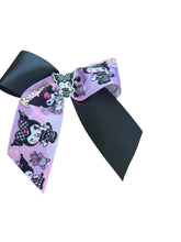 Load image into Gallery viewer, Kuromi cheer bow / moños /