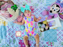 Cargar imagen en el visor de la galería, Easter romper / shorts/ - Elianna's Bowtique