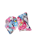 Cargar imagen en el visor de la galería, Bluey Hair Bow/ moño