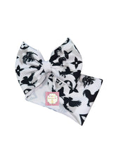 Cargar imagen en el visor de la galería, Rooster Boujee  headwrap/ clip bow/ headwraps/