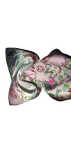 Cargar imagen en el visor de la galería, Sheep &amp; Fox animal print Hair bow - Elianna&#39;s Bowtique