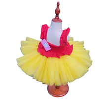 Cargar imagen en el visor de la galería, Winnie the pooh dress/ outfit/2 pcs set