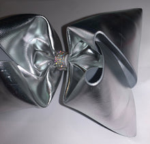 Load image into Gallery viewer, Silver hair bow / Moños