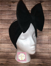 Load image into Gallery viewer, Black solid color warm headwrap/cold/baby/adult headband/like&quot;sherpa&quot;