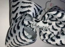 Cargar imagen en el visor de la galería, Fake eyelashes hair bow/ Makeup