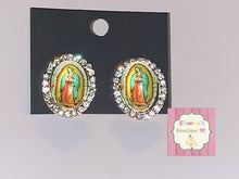 Load image into Gallery viewer, Virgen de guadalupe earrings/ arretes