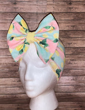 Load image into Gallery viewer, Baby pink lemon headwrap/summer/fruta/limon