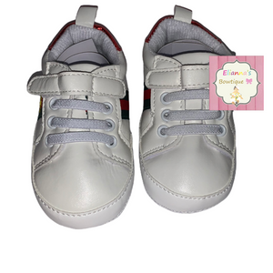 White baby shoes/unisex/boys/girls