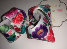 Load image into Gallery viewer, Mexican flowers Hair bow/ embroidery/moños/flores/cinco de mayo