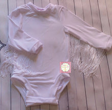 Cargar imagen en el visor de la galería, White fringe leotard/ leotardo/western