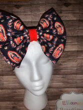 Cargar imagen en el visor de la galería, Virgen de Guadalupe baby headband /headwrap