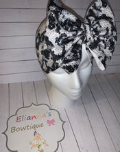 Load image into Gallery viewer, Baby snakeskin print headband/headwrap - Elianna&#39;s Bowtique