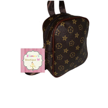 Load image into Gallery viewer, Brown meduim backpack /bag/mochila/boys/girls/purse