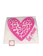 Load image into Gallery viewer, Be mine pink leopard heart shirt / valentine&#39;s day