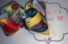 Load image into Gallery viewer, Loteria Hair bow /chalupa/bingo - Elianna&#39;s Bowtique