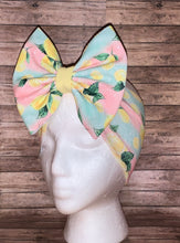 Load image into Gallery viewer, Baby pink lemon headwrap/summer/fruta/limon