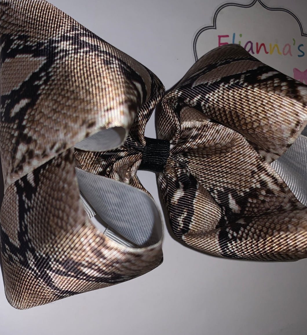 Snakeskin print Hair Bow / moño /vibora - Elianna's Bowtique