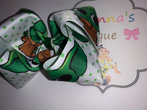 Baby yoda hair bow - Elianna's Bowtique