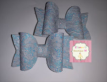 Load image into Gallery viewer, Iight blue Piggy tails Set Hair Bows/Faux Leather /paresitos/chongitos/encaje