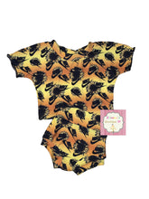 Cargar imagen en el visor de la galería, Sunflower set Top &amp;  bummie/shirt/girasoles